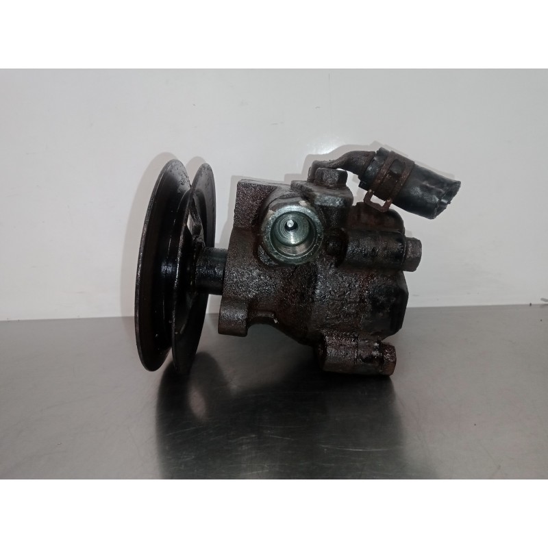 Recambio de bomba servodireccion para hyundai h 100 2.5 diesel referencia OEM IAM 5710043003-YS7E30  