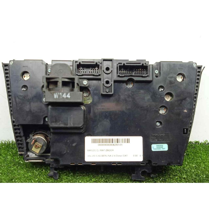 Recambio de mando climatizador para volvo s60 berlina 2.4 diesel cat referencia OEM IAM 8682930-02W02E  