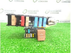 Recambio de caja reles / fusibles para renault kangoo 1.5 dci diesel fap referencia OEM IAM 1718700  