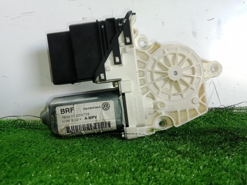 Recambio de motor elevalunas trasero derecho para volkswagen touran (1t1) 1.9 tdi referencia OEM IAM 0536006001  