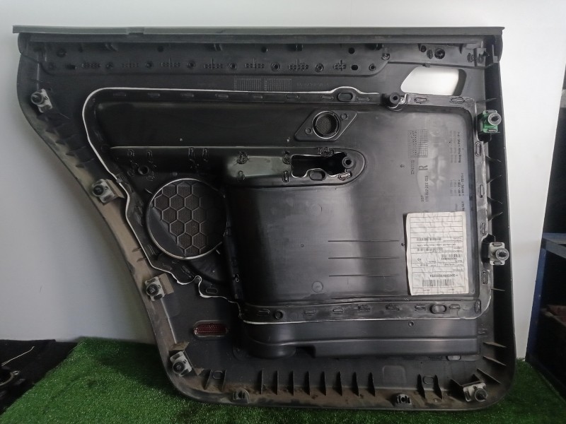 Recambio de guarnecido puerta trasera derecha para volkswagen touran (1t1) 1.9 tdi referencia OEM IAM 1T0867212022R  