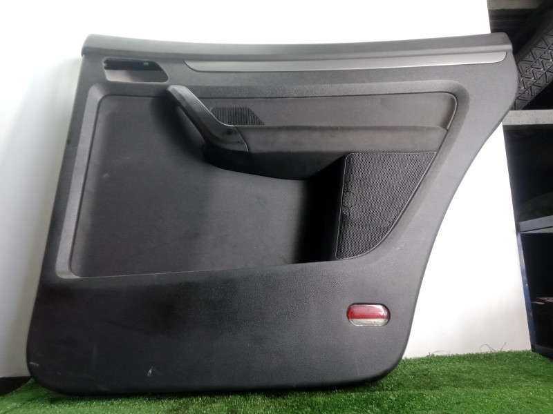 Recambio de guarnecido puerta trasera derecha para volkswagen touran (1t1) 1.9 tdi referencia OEM IAM 1T0867212022R  