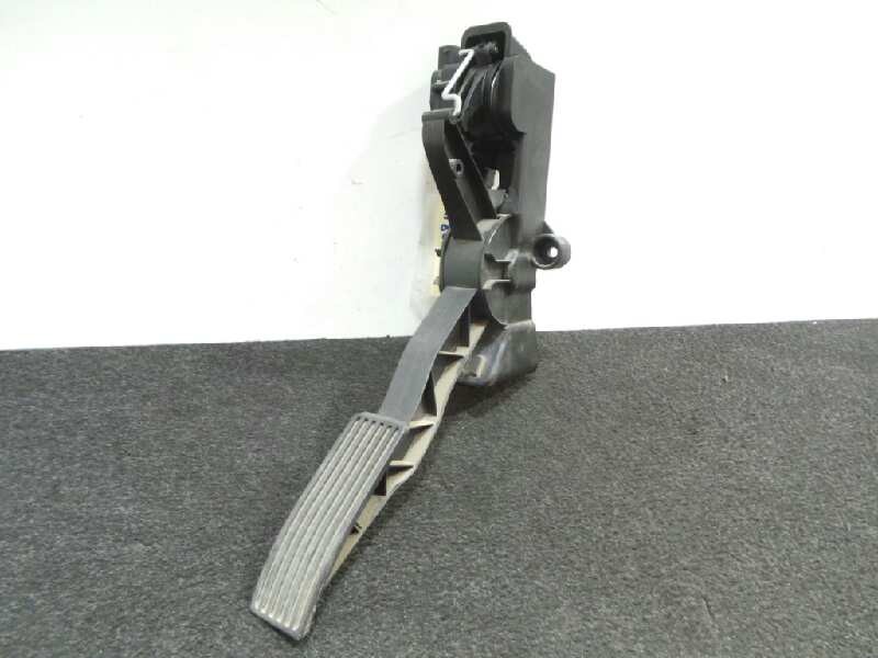 Recambio de potenciometro pedal para mercedes-benz clase a (w169) 1.5 cat referencia OEM IAM A1693000304  