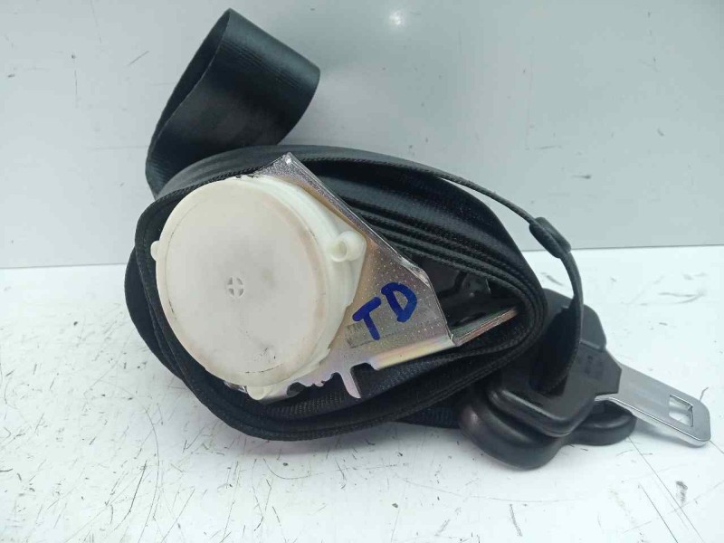 Recambio de cinturon seguridad trasero derecho para ford fiesta (ccn) 1.25 16v cat referencia OEM IAM 8V51A611B68AK  
