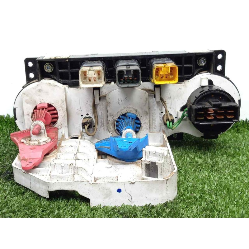 Recambio de mando calefaccion / aire acondicionado para hyundai i10 1.2 cat referencia OEM IAM 972500X0304X  