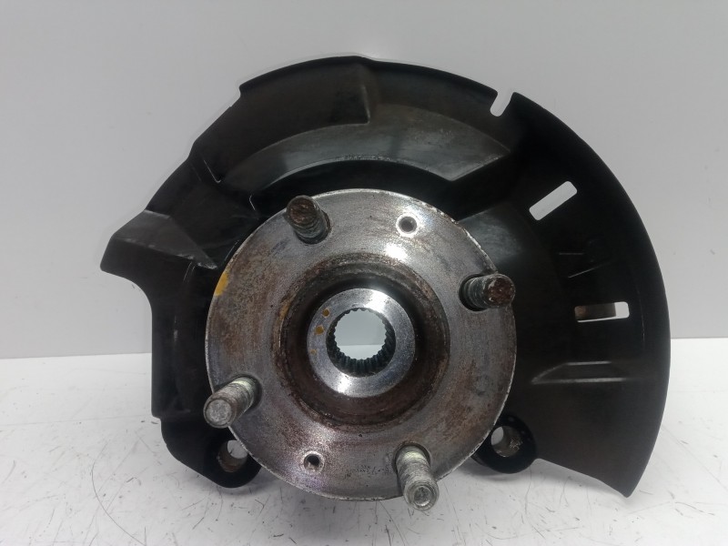 Recambio de mangueta delantera derecha para kia rio 1.2 cat referencia OEM IAM   