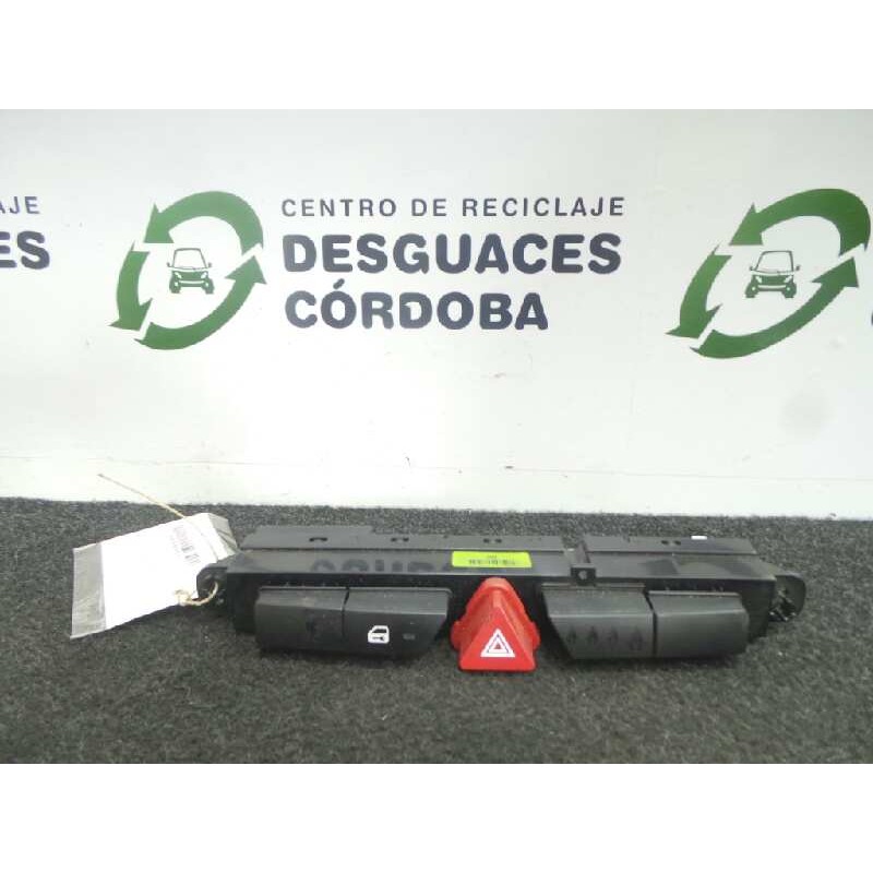 Recambio de warning para kia cee´d 1.6 crdi cat referencia OEM IAM 937001H000-937001H010  