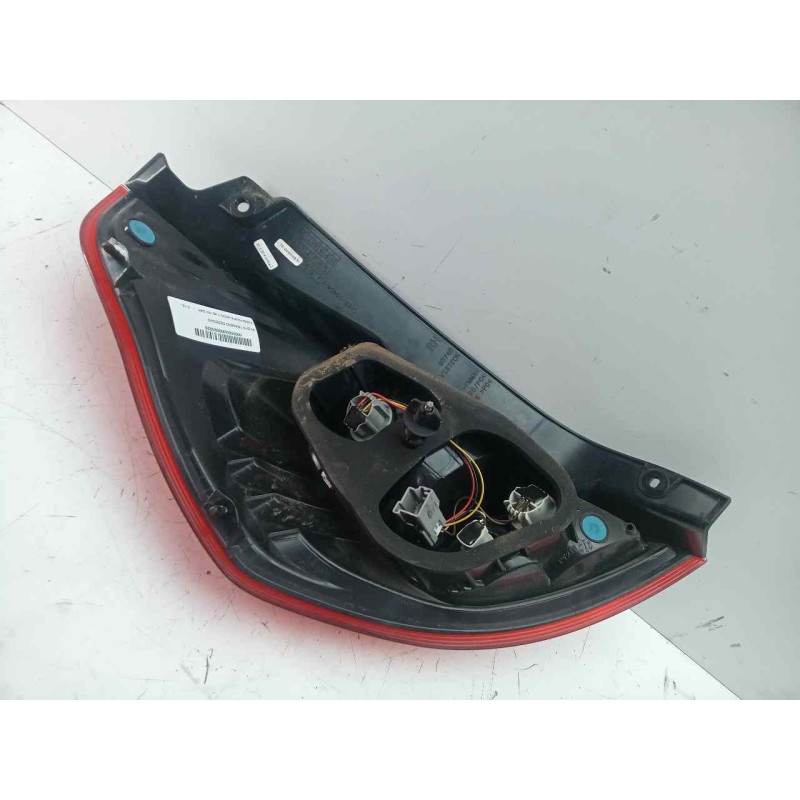 Recambio de piloto trasero derecho para ford fiesta (ccn) 1.25 16v cat referencia OEM IAM C1BB13404A  