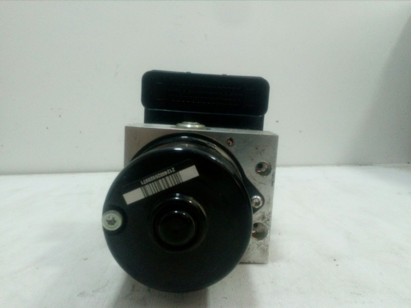 Recambio de abs para bmw serie 3 touring (e91) 2.0 turbodiesel cat referencia OEM IAM 3452677715901-10096008383  