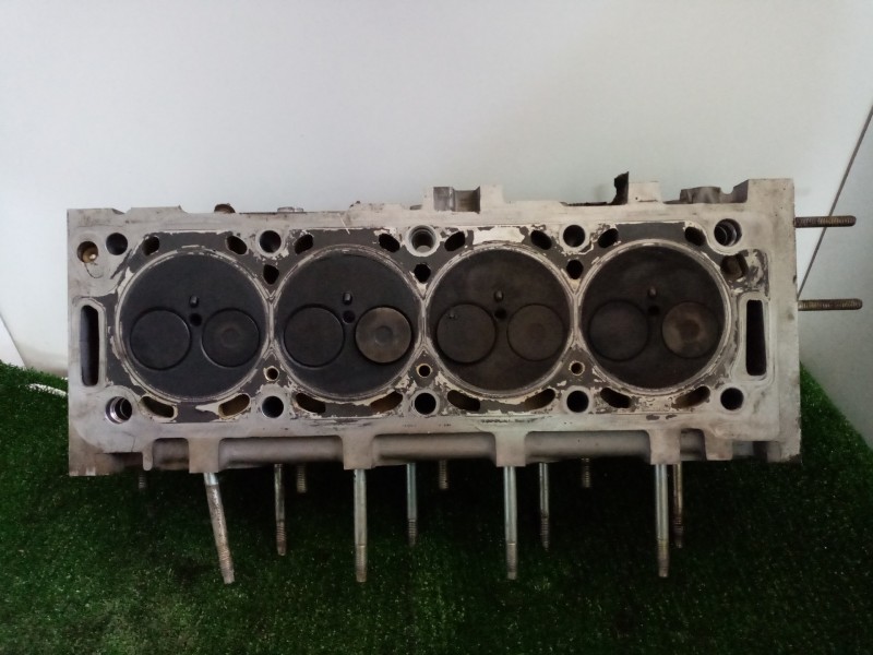 Recambio de culata para citroën xsara berlina 2.0 hdi referencia OEM IAM 9630377610  