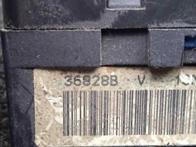 Recambio de mando luces para nissan micra (k11) 1.0 16v cat referencia OEM IAM 36828B  