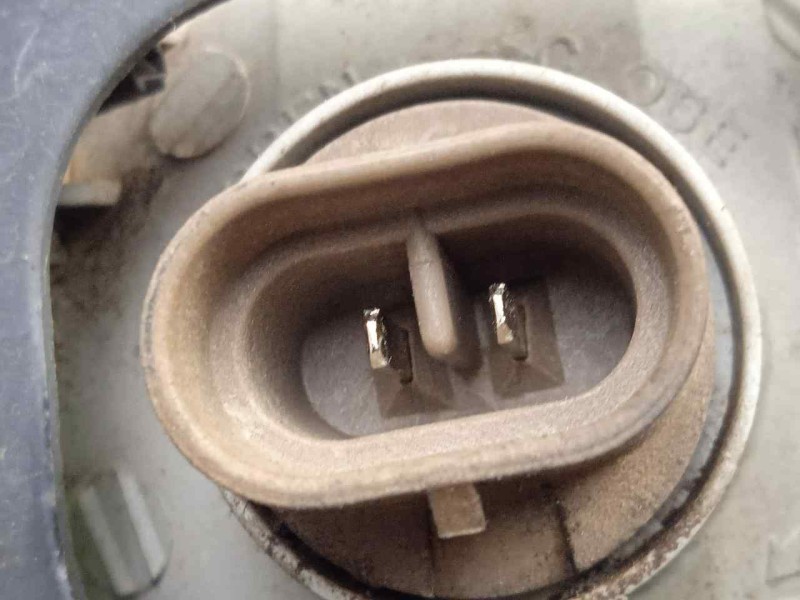 Recambio de faro antiniebla izquierdo para chevrolet nubira berlina 2.0 diesel cat referencia OEM IAM SINREFERENCIA 05-09 