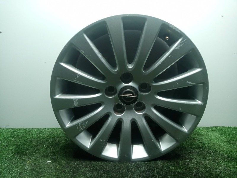 Recambio de llanta para opel insignia berlina 2.0 cdti cat referencia OEM IAM  18´´PULGADAS LLANTAS - LLANTA