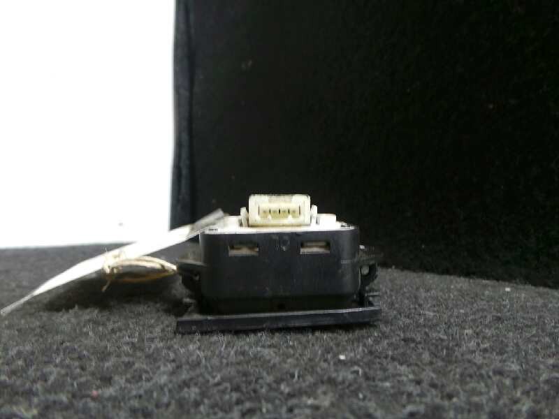 Recambio de mando elevalunas delantero izquierdo para lancia dedra berl. 2.0 i.e referencia OEM IAM   4 PINES