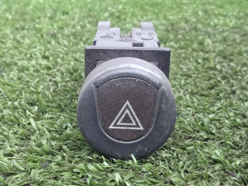 Recambio de warning para peugeot 306 berlina 3/4/5 puertas (s2) 1.9 diesel referencia OEM IAM SINREFERENCIA  