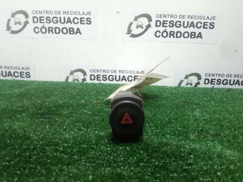 Recambio de warning para dacia sandero stepway referencia OEM IAM 602232A  