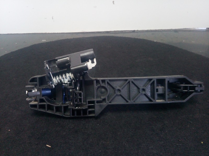 Recambio de maneta exterior trasera izquierda para hyundai i20 1.2 cat referencia OEM IAM NOTIENEREFERENCIA  