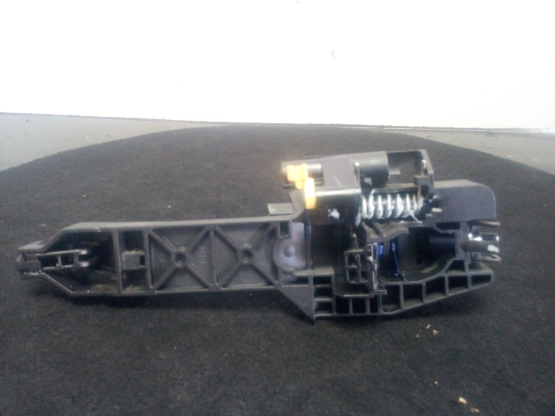 Recambio de maneta exterior delantera derecha para hyundai i20 1.2 cat referencia OEM IAM NOTIENEREFERENCIA  