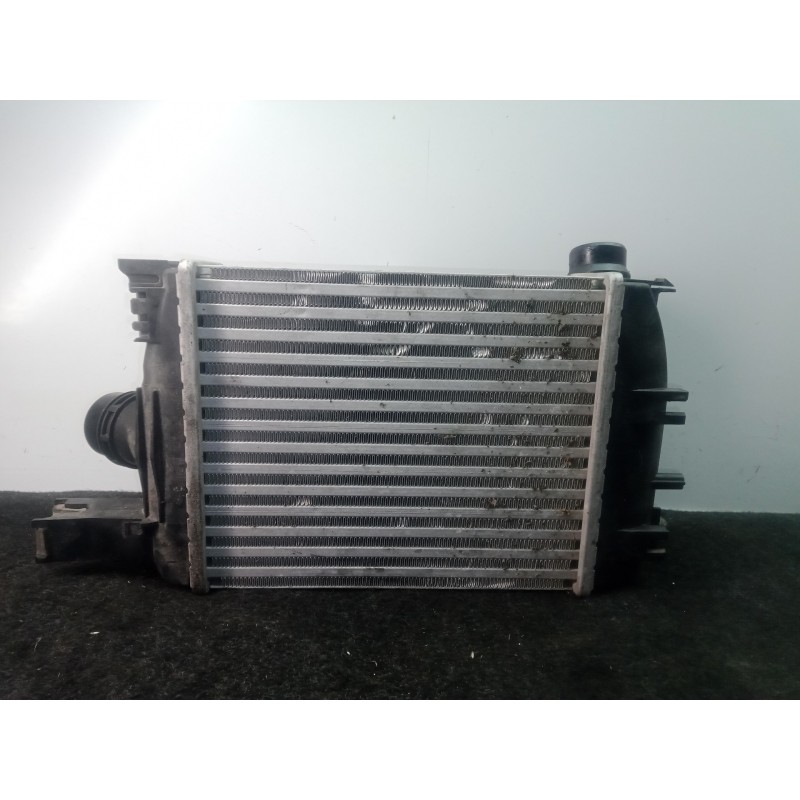 Recambio de intercooler para dacia duster 1.5 dci diesel fap cat referencia OEM IAM 2002303  