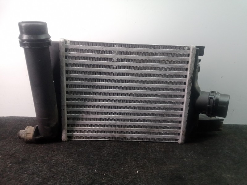 Recambio de intercooler para dacia duster 1.5 dci diesel fap cat referencia OEM IAM 2002303  