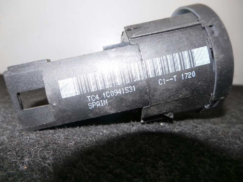 Recambio de interruptor luces para volkswagen polo berlina (6n2) 1.4 referencia OEM IAM 1C0941531 1.NIEBLA 