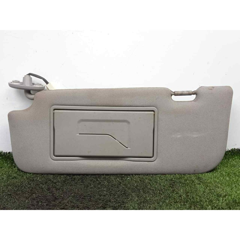 Recambio de parasol izquierdo para ssangyong korando 2.0 td cat referencia OEM IAM 7613034101-7613034101ACE 2.PINES 