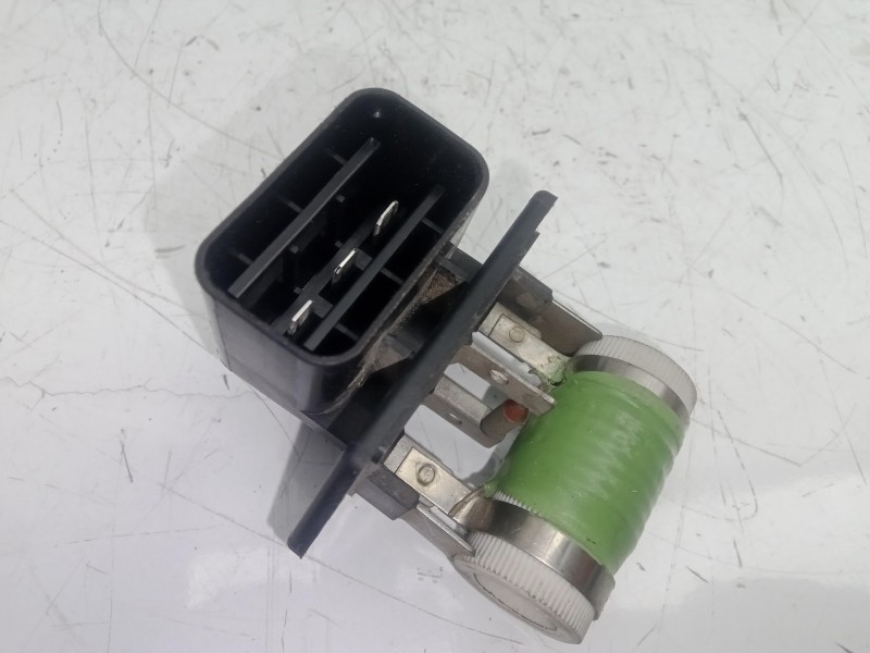 Recambio de resistencia electroventilador para kia rio 1.2 cat referencia OEM IAM  3.PINES 