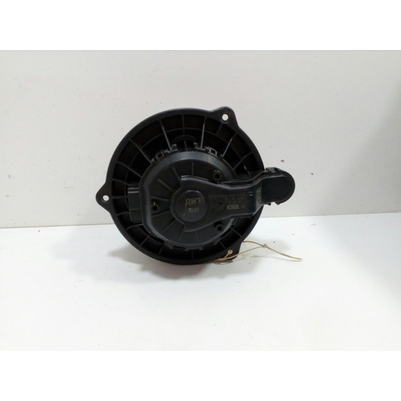 Recambio de motor calefaccion para hyundai i20 1.2 cat referencia OEM IAM F00S3B2542  