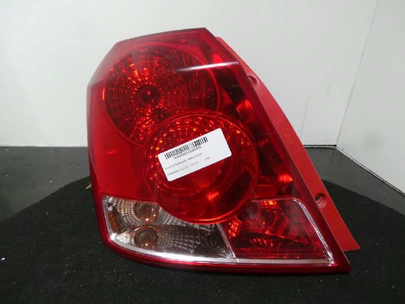 Recambio de piloto trasero izquierdo para daewoo kalos 1.4 cat referencia OEM IAM  5.PUERTAS 