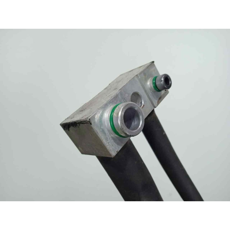 Recambio de tubos aire acondicionado para ssangyong korando 2.0 td cat referencia OEM IAM 6863034000  
