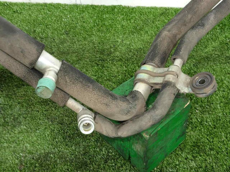 Recambio de tubos aire acondicionado para ssangyong korando 2.0 td cat referencia OEM IAM 6863034000  