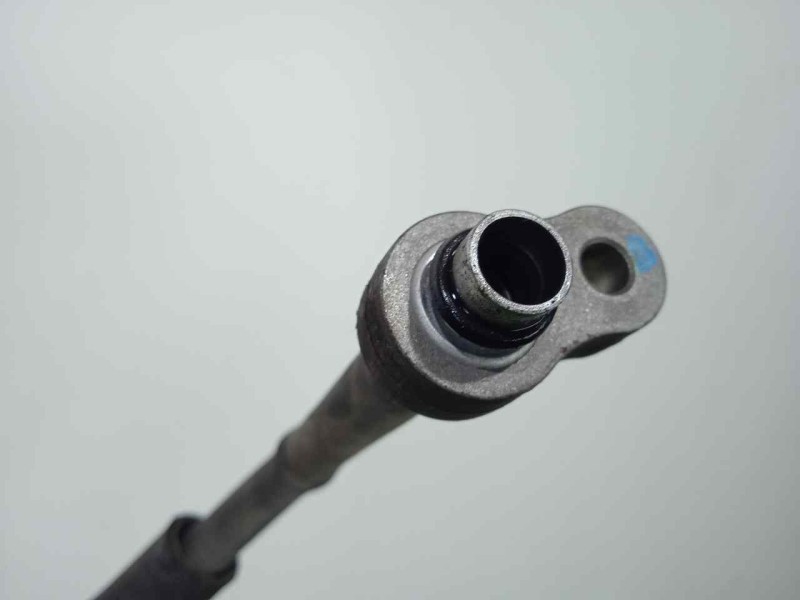 Recambio de tubos aire acondicionado para ssangyong korando 2.0 td cat referencia OEM IAM 6863034000  