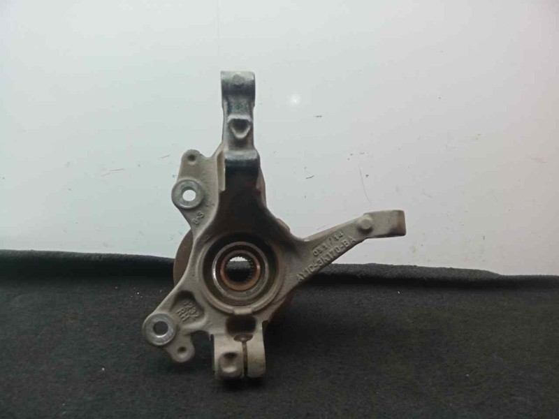 Recambio de mangueta delantera derecha para ford fiesta (ccn) 1.25 16v cat referencia OEM IAM AY1C3K170BA  