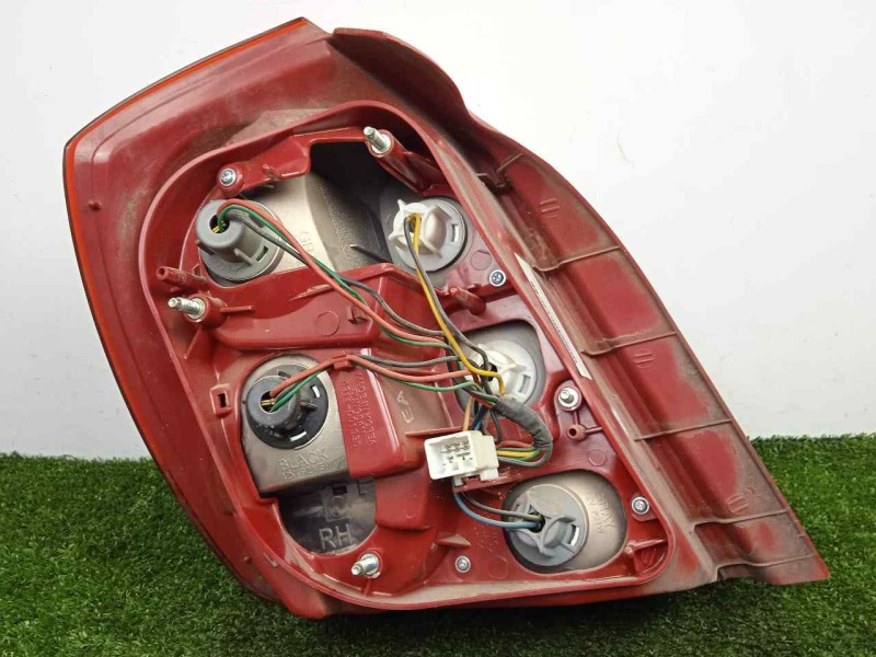 Recambio de piloto trasero derecho para chevrolet nubira berlina 2.0 diesel cat referencia OEM IAM SINREFERENCIA 03-10 
