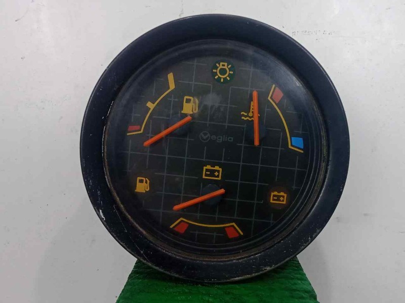 Recambio de cuadro instrumentos para nissan trade 2.8d referencia OEM IAM 015063391  