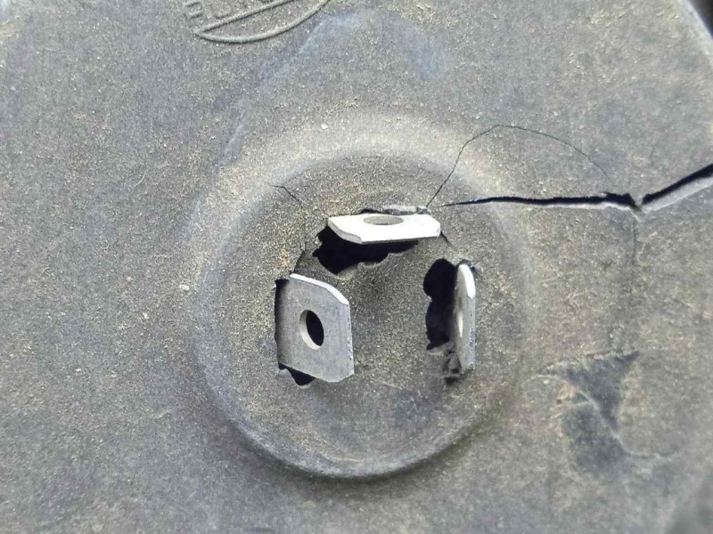 Recambio de faro derecho para opel kadett e 1.4 cat (2h6) referencia OEM IAM 90181003 GM 