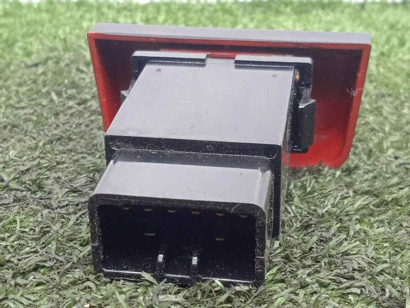 Recambio de warning para hyundai accent (lc) 1.5 crdi cat referencia OEM IAM 9379025000CA 8.PINES 