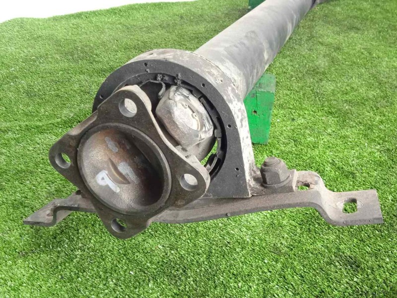 Recambio de transmision central para nissan trade 3.0 diesel referencia OEM IAM SINREFERENCIA TRASERA - 2.TRAMOS LONGITUD: 2030M