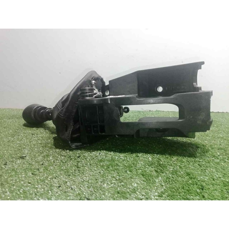 Recambio de palanca cambio para iveco daily furgón 2.3 diesel referencia OEM IAM 5801283904K 6.VELOCIDADES 