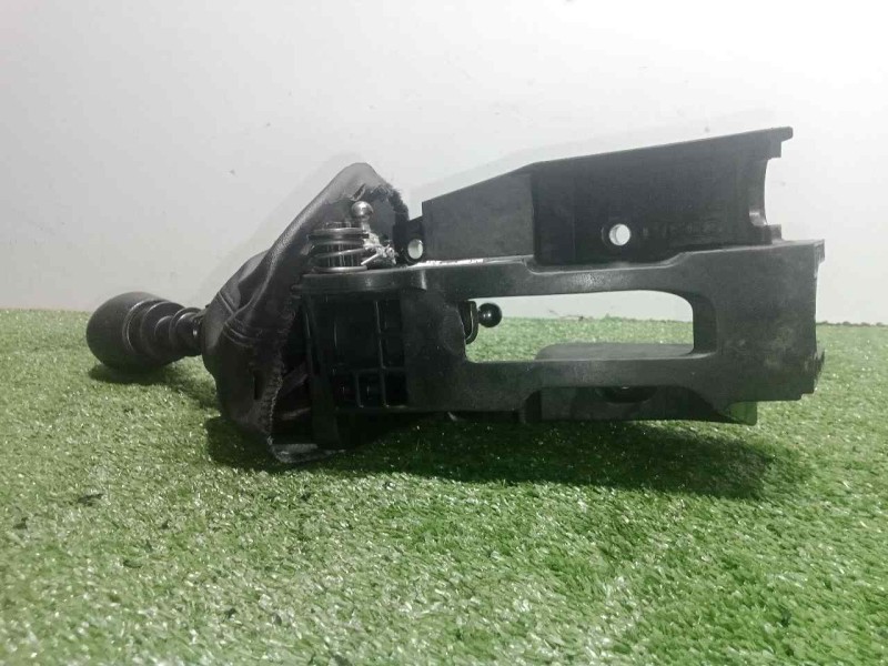 Recambio de palanca cambio para iveco daily furgón 2.3 diesel referencia OEM IAM 5801283904K 6.VELOCIDADES 