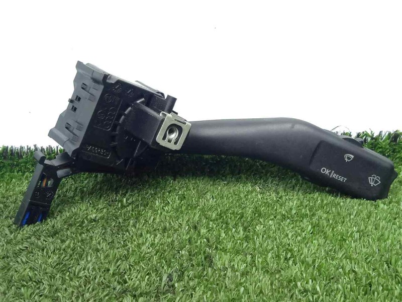 Recambio de mando limpia para skoda octavia berlina (1z3) 1.9 tdi referencia OEM IAM 1K0953519C  