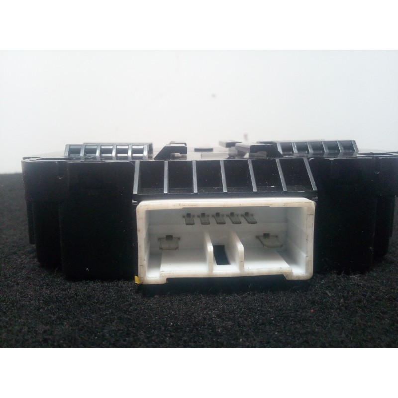 Recambio de modulo electronico para hyundai i20 1.2 cat referencia OEM IAM 95300C8300  