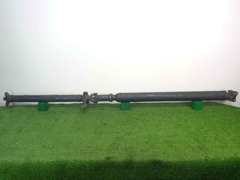 Recambio de transmision central para iveco daily furgón 2.3 diesel referencia OEM IAM  2.TRAMOS - TRASERA L2383MM