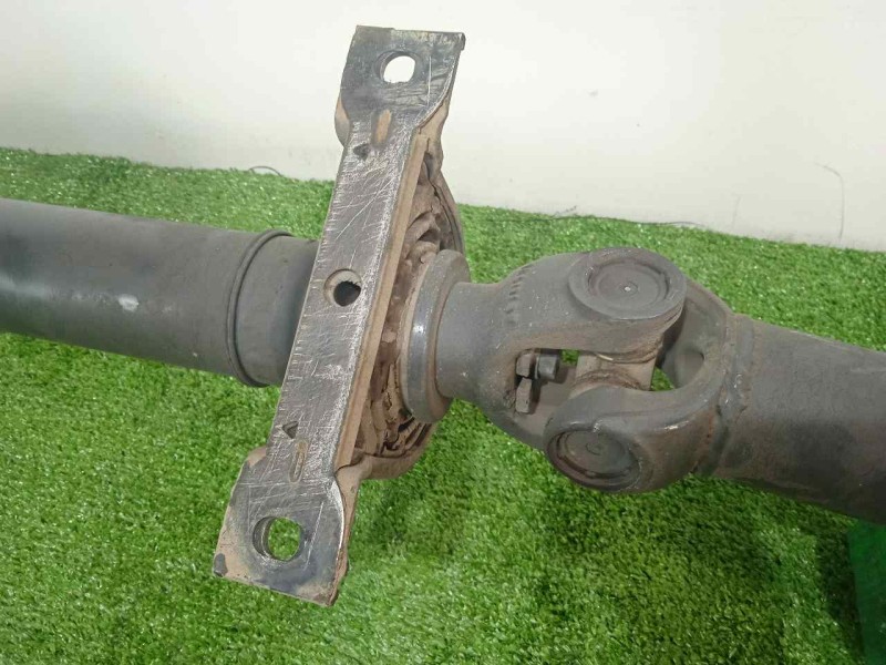 Recambio de transmision central para iveco daily furgón 2.3 diesel referencia OEM IAM  2.TRAMOS - TRASERA L2383MM