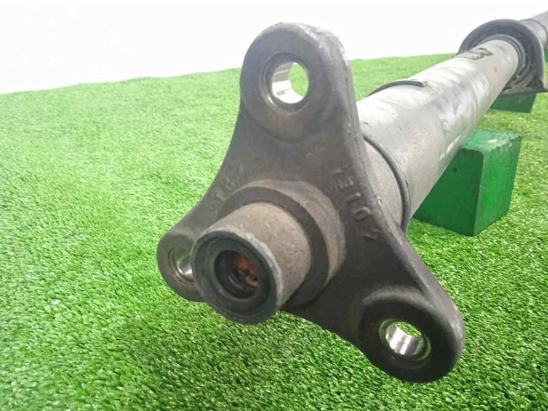 Recambio de transmision central para iveco daily furgón 2.3 diesel referencia OEM IAM  2.TRAMOS - TRASERA L2383MM