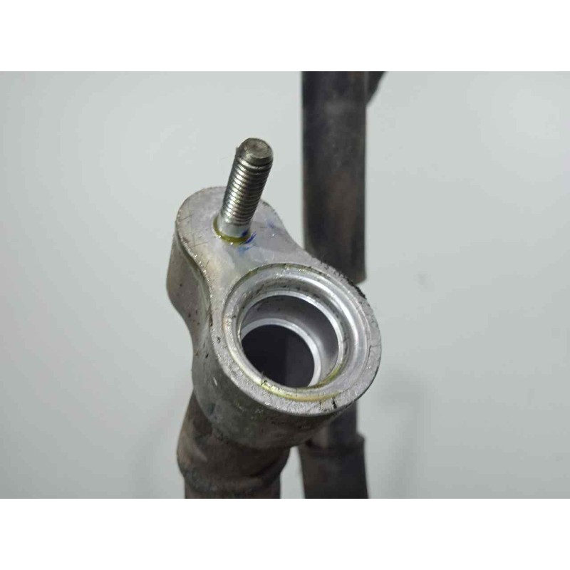 Recambio de tubos aire acondicionado para ssangyong korando 2.0 td cat referencia OEM IAM 6864034000  