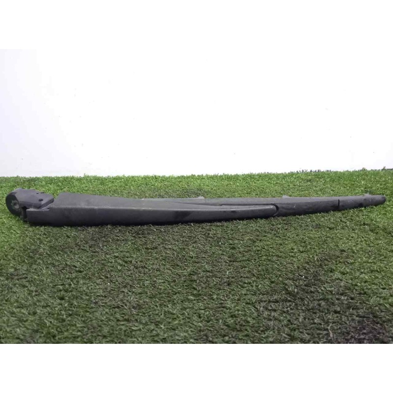 Recambio de brazo limpia trasero para mitsubishi montero (v80/v90) 3.2 di-d cat referencia OEM IAM 8253A129  