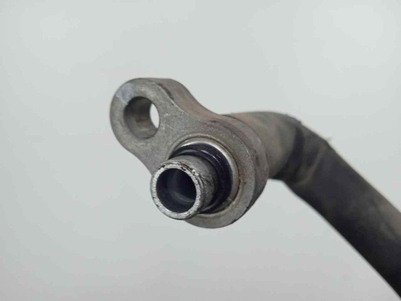 Recambio de tubos aire acondicionado para ssangyong korando 2.0 td cat referencia OEM IAM 6864034000  