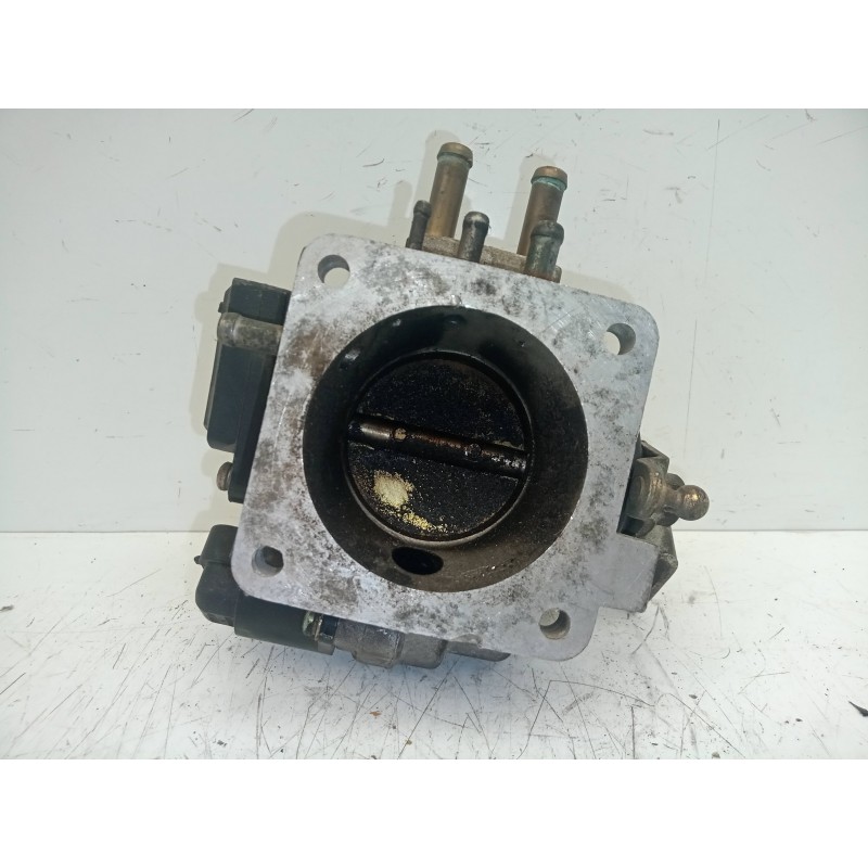 Recambio de caja mariposa para daewoo aranos 2.0 cat referencia OEM IAM 233145  