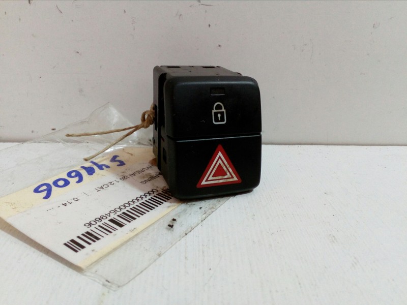 Recambio de warning para hyundai i20 1.2 cat referencia OEM IAM 23D8  